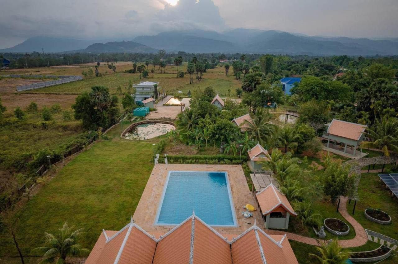 Ganesha Kampot Resort Esterno foto